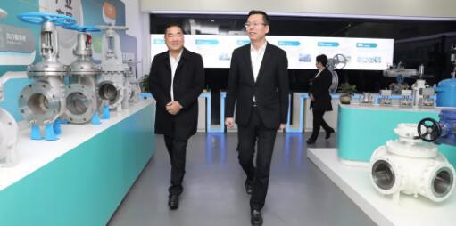 溫州市科技局領導一行蒞臨良工閥門集團調研指導工作