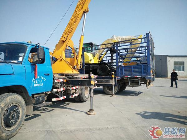 濟南山鼎小型挖掘機