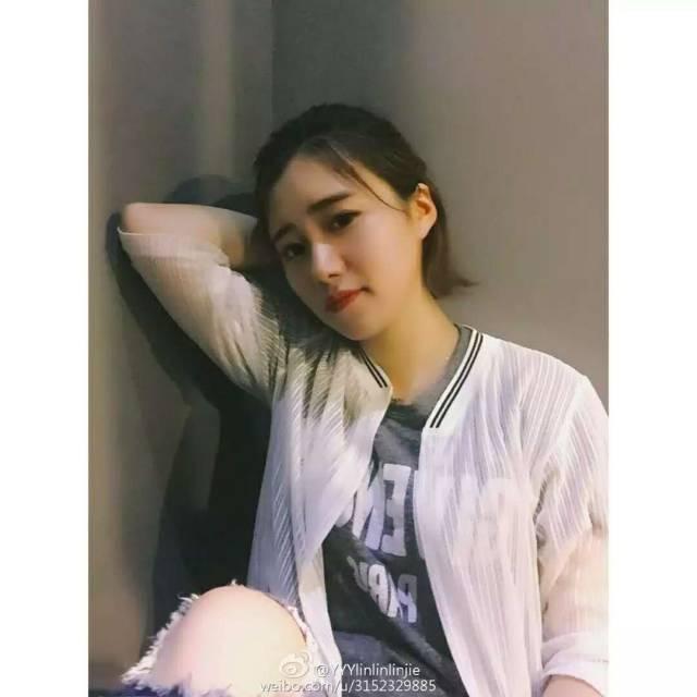 才貌雙全！紹興19歲美女當(dāng)選了央視晚會主持人.jpg